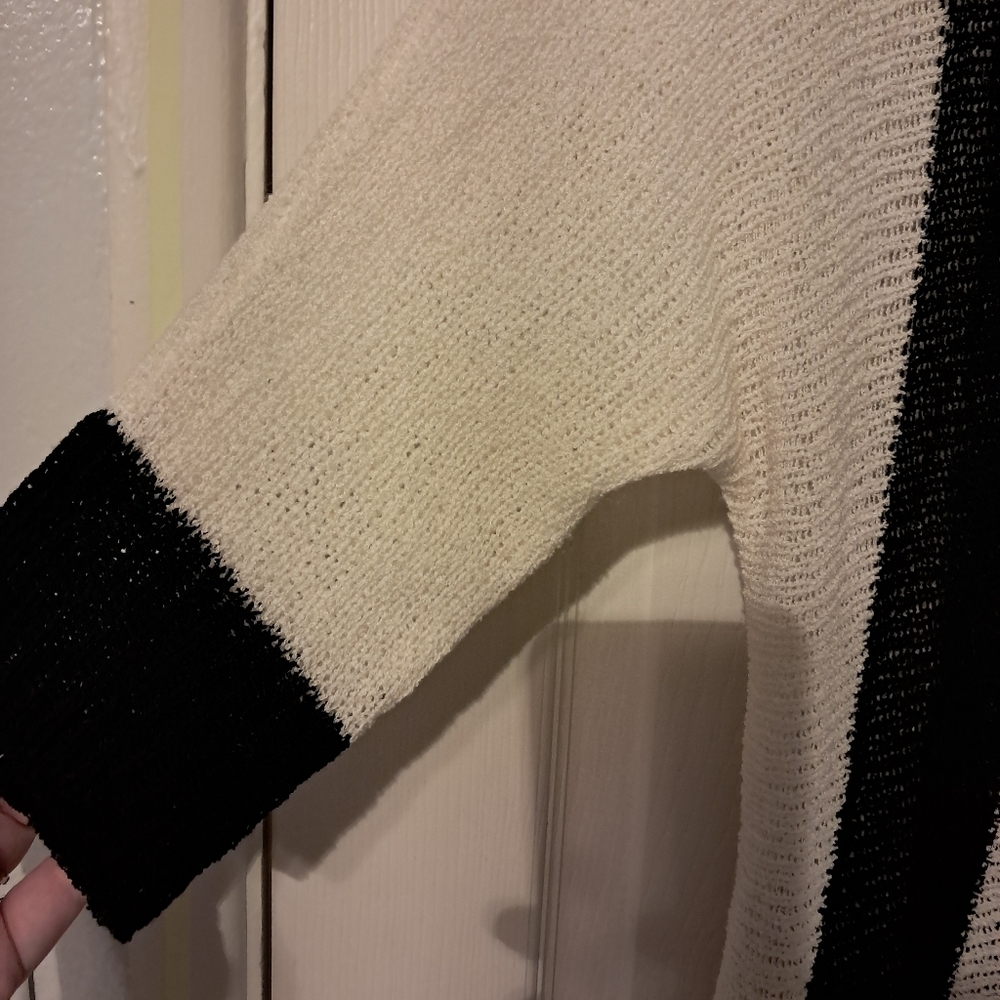 Chicos Vertical Stitch Vanessa Pullover - Picture 3 of 9